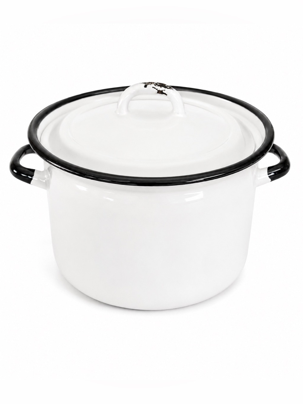 Farmhouse vintage enamelware stock pot